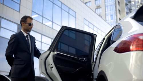 How Do You Recognize a Professional Executive Car Service