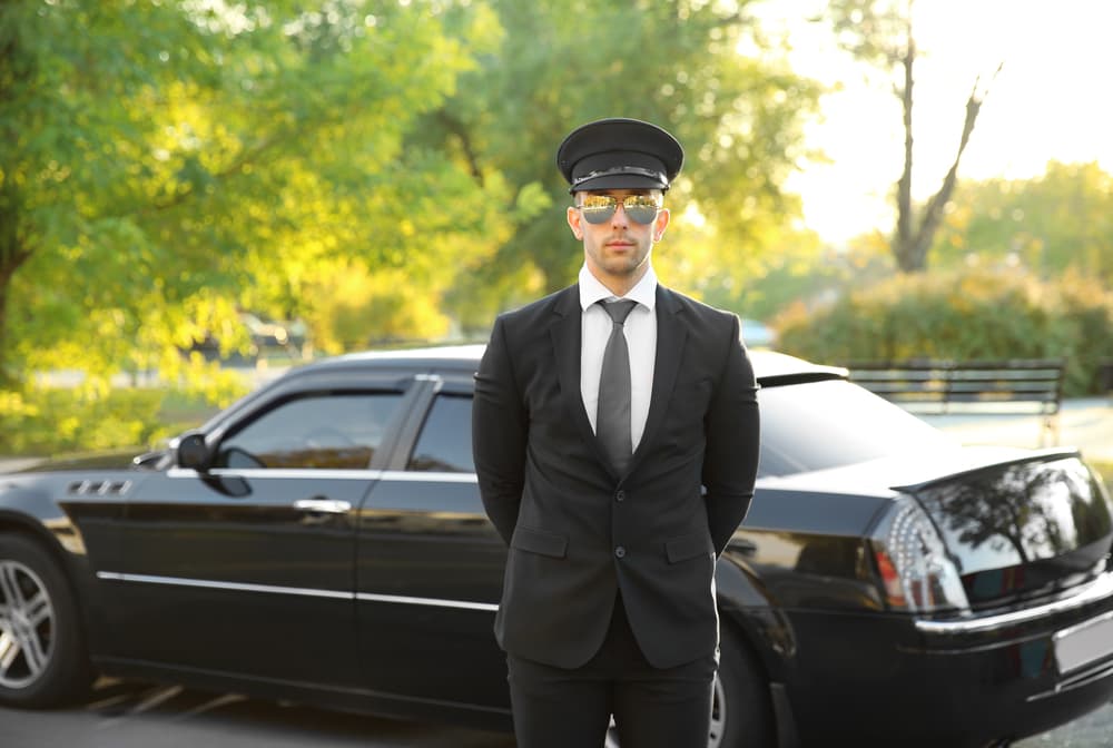 3 Things to Consider Before Booking Transportation Services